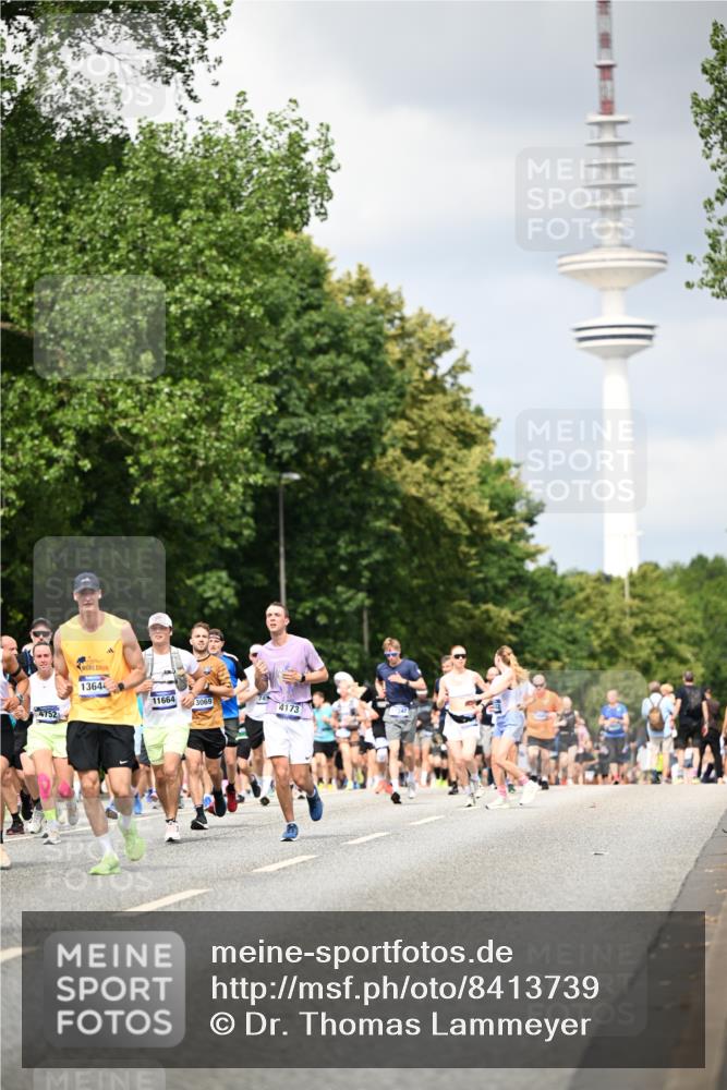29.06.2025 - hella hamburg halbmarathon Dr. Thomas Lammeyer http://msf.ph/oto/8413739 29.06.2025 10:44:08 Kennedybrücke 1760, 2313, 2976, 3046, 3237, 3353, 3515, 3727, 3882, 3883, 3884, 4173, 4523, 4659, 4752, 4855, 6321, 6427, 6698, 6739, 7045, 7125, 7455, 7456, 7501, 7524, 8612, 8865, 8866, 9455, 9698, 9747, 9777, 10441, 10512, 10626, 10714, 10818, 10888, 10901, 11175, 11242 meine-sportfotos.de