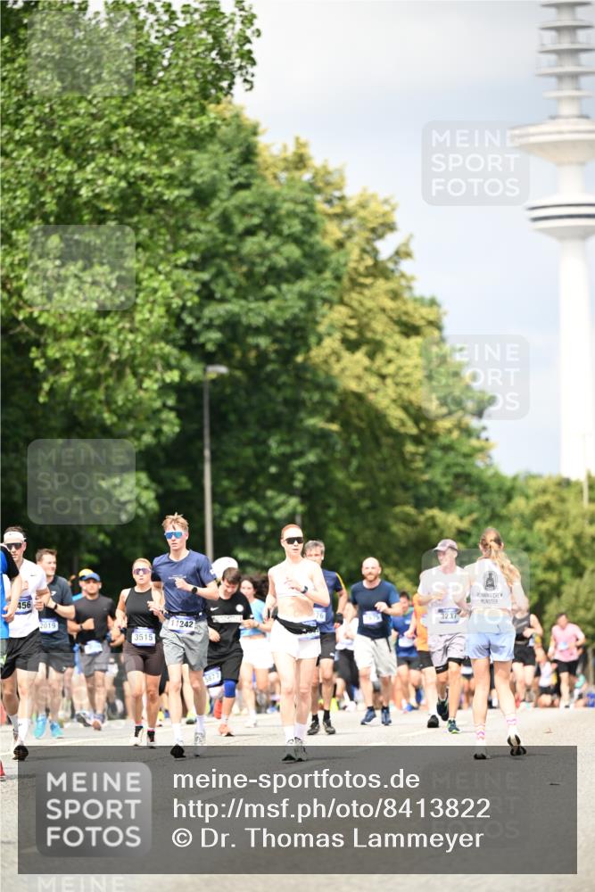 29.06.2025 - hella hamburg halbmarathon Dr. Thomas Lammeyer http://msf.ph/oto/8413822 29.06.2025 10:44:13 Kennedybrücke 1760, 2019, 2313, 2976, 3046, 3237, 3515, 3727, 3808, 3882, 3883, 3884, 4173, 4523, 4659, 4752, 5229, 5876, 5877, 6427, 6698, 6739, 7045, 7455, 7456, 7524, 7675, 7850, 7984, 8612, 8865, 8866, 9455, 9698, 9747, 9777, 10441, 10512, 10626, 10714, 10818, 10901, 11175, 11242 meine-sportfotos.de