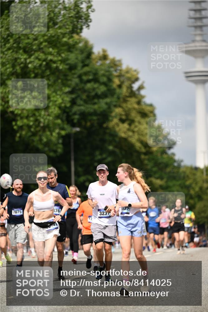 29.06.2025 - hella hamburg halbmarathon Dr. Thomas Lammeyer http://msf.ph/oto/8414025 29.06.2025 10:44:20 Kennedybrücke 1058, 1760, 2019, 2313, 2888, 2976, 3046, 3237, 3515, 3808, 3882, 3883, 3884, 4173, 4752, 5229, 5263, 5701, 5876, 5877, 5901, 6427, 6739, 6866, 6876, 7045, 7455, 7456, 7524, 7675, 7850, 7984, 8107, 8391, 8612, 8865, 8866, 9698, 9747, 9777, 10441, 10512, 10626, 10806, 10818, 11175, 11242 meine-sportfotos.de