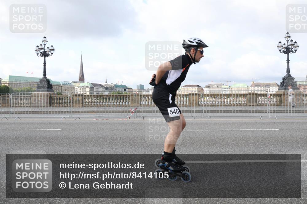 29.06.2025 - hella hamburg halbmarathon Lena Gebhardt http://msf.ph/oto/8414105 29.06.2025 08:55:54 Lombardsbrücke 540 meine-sportfotos.de