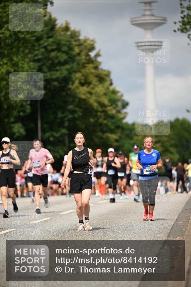 29.06.2025 - hella hamburg halbmarathon Dr. Thomas Lammeyer http://msf.ph/oto/8414192 29.06.2025 10:44:30 Kennedybrücke 1058, 1291, 1586, 1899, 2019, 2515, 2572, 2888, 3237, 3515, 3808, 3882, 3883, 3884, 4173, 4271, 4752, 5229, 5263, 5654, 5701, 5702, 5876, 5877, 5901, 5975, 6673, 6866, 6876, 6920, 7174, 7455, 7456, 7524, 7675, 7850, 7984, 8107, 8391, 8612, 8865, 8866, 8984, 9187, 9468, 9495, 9747, 9977, 10626, 10806, 10818, 10833, 11242, 11244 meine-sportfotos.de