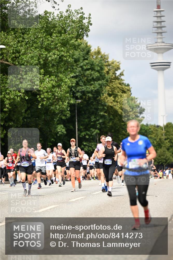 29.06.2025 - hella hamburg halbmarathon Dr. Thomas Lammeyer http://msf.ph/oto/8414273 29.06.2025 10:44:35 Kennedybrücke 1058, 1291, 1586, 1899, 2019, 2109, 2254, 2515, 2572, 2888, 3237, 3515, 3607, 3808, 3883, 3884, 4271, 5229, 5263, 5654, 5701, 5702, 5876, 5877, 5901, 5975, 6673, 6866, 6876, 6920, 7174, 7455, 7456, 7675, 7850, 7984, 8107, 8391, 8815, 8984, 9187, 9468, 9495, 9747, 9977, 10806, 10833, 11242, 11244 meine-sportfotos.de