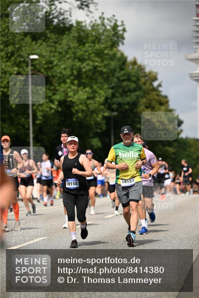 29.06.2025 - hella hamburg halbmarathon Dr. Thomas Lammeyer http://msf.ph/oto/8414380 29.06.2025 10:44:41 Kennedybrücke 1058, 1291, 1586, 1899, 2109, 2254, 2515, 2572, 2888, 3607, 3808, 4271, 5263, 5654, 5701, 5702, 5901, 5975, 6363, 6673, 6866, 6876, 6920, 7174, 8107, 8391, 8739, 8815, 8984, 9187, 9195, 9468, 9495, 9977, 10474, 10806, 10833, 11244 meine-sportfotos.de