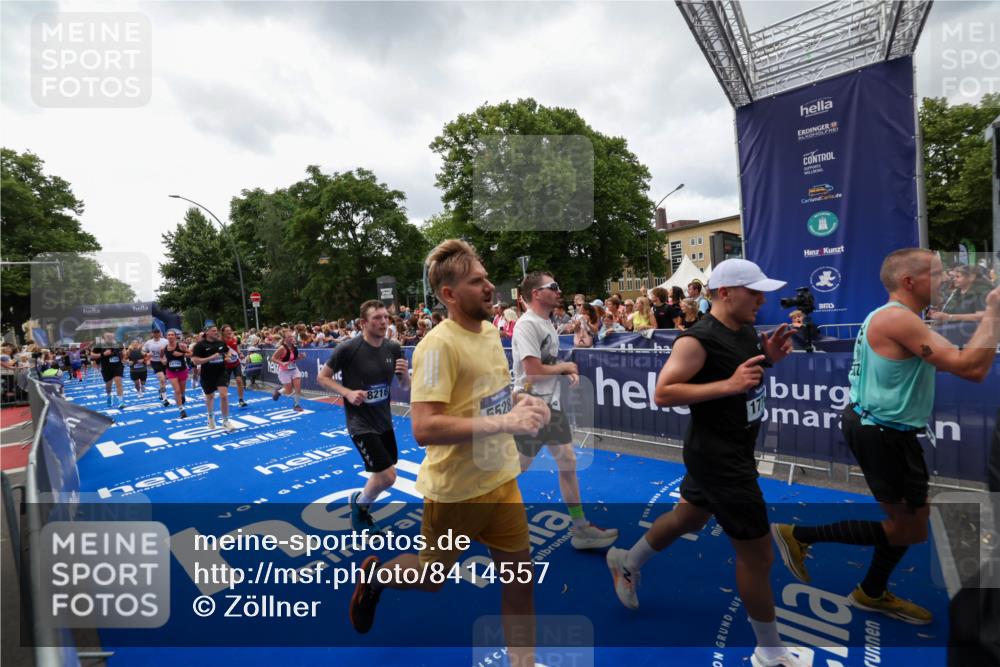 29.06.2025 - hella hamburg halbmarathon Zöllner http://msf.ph/oto/8414557 29.06.2025 10:48:30 Ziel 1537, 3747, 5129, 5362, 5528, 6081, 6923, 8216, 9262, 10860, 11451, 12149, 12549, 12690, 12840, 13962, 14033, 14990, 15808, 17395, 17745, 17855, 18251, 18790, 18923 meine-sportfotos.de