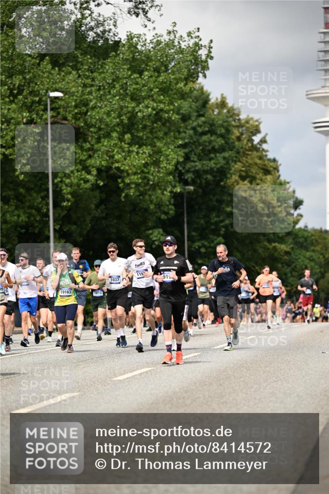 29.06.2025 - hella hamburg halbmarathon Dr. Thomas Lammeyer http://msf.ph/oto/8414572 29.06.2025 10:44:49 Kennedybrücke 1037, 1291, 1586, 1899, 2042, 2109, 2254, 2299, 2515, 2572, 3293, 3432, 3607, 3810, 4271, 4612, 5059, 5351, 5654, 5702, 5901, 5975, 6229, 6363, 6673, 6920, 7108, 7174, 8378, 8739, 8815, 8984, 9187, 9195, 9468, 9495, 9946, 9977, 10166, 10474, 10833, 11244 meine-sportfotos.de