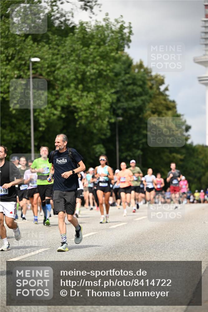 29.06.2025 - hella hamburg halbmarathon Dr. Thomas Lammeyer http://msf.ph/oto/8414722 29.06.2025 10:44:54 Kennedybrücke 1018, 1037, 1291, 1899, 2042, 2109, 2254, 2299, 2515, 2572, 3293, 3306, 3432, 3607, 3810, 4271, 4612, 5059, 5351, 5702, 5753, 5975, 6076, 6163, 6229, 6363, 6673, 6920, 7108, 8378, 8739, 8815, 8984, 9187, 9195, 9237, 9468, 9946, 9977, 10166, 10474, 10920, 10940, 11053 meine-sportfotos.de
