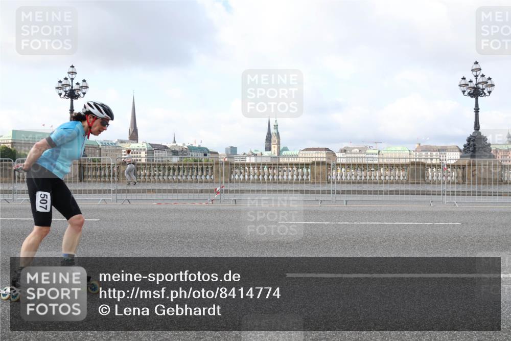 29.06.2025 - hella hamburg halbmarathon Lena Gebhardt http://msf.ph/oto/8414774 29.06.2025 08:55:59 Lombardsbrücke 507 meine-sportfotos.de