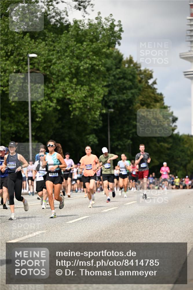 29.06.2025 - hella hamburg halbmarathon Dr. Thomas Lammeyer http://msf.ph/oto/8414785 29.06.2025 10:44:57 Kennedybrücke 1018, 1037, 1323, 2042, 2109, 2254, 2299, 3293, 3306, 3432, 3607, 3810, 4271, 4612, 5059, 5351, 5702, 5753, 5975, 6076, 6098, 6163, 6229, 6363, 6806, 7108, 7956, 8378, 8739, 8815, 8984, 9187, 9195, 9237, 9468, 9946, 9977, 10166, 10474, 10920, 10940, 11053 meine-sportfotos.de