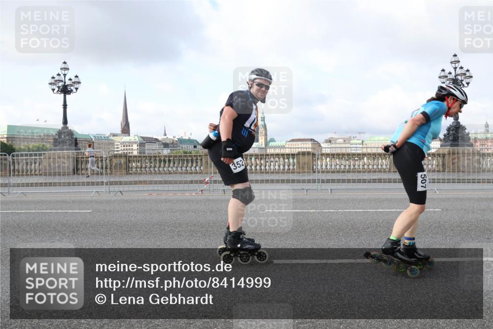 29.06.2025 - hella hamburg halbmarathon Lena Gebhardt http://msf.ph/oto/8414999 29.06.2025 08:56:00 Lombardsbrücke 352, 507 meine-sportfotos.de