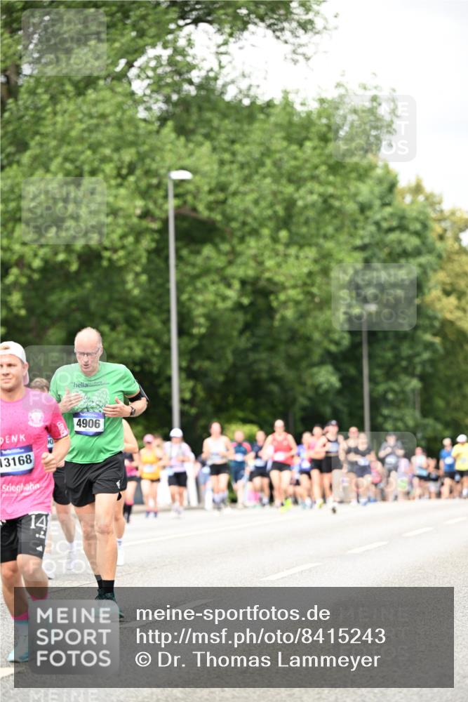 29.06.2025 - hella hamburg halbmarathon Dr. Thomas Lammeyer http://msf.ph/oto/8415243 29.06.2025 10:45:14 Kennedybrücke 1018, 1075, 1323, 2042, 2299, 3293, 3306, 3432, 4044, 4612, 4906, 5059, 5753, 6076, 6098, 6163, 6806, 7108, 7293, 7585, 7829, 7956, 8378, 8429, 8430, 8878, 9237, 9946, 9962, 10166, 10269, 10920, 10940, 11053, 11176 meine-sportfotos.de