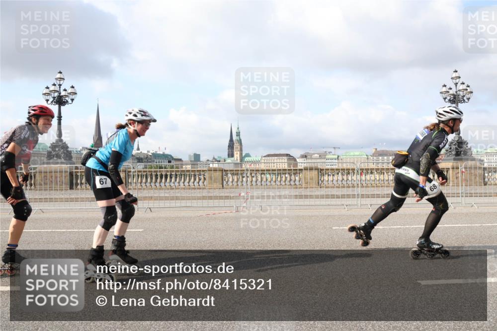 29.06.2025 - hella hamburg halbmarathon Lena Gebhardt http://msf.ph/oto/8415321 29.06.2025 08:56:32 Lombardsbrücke 67, 68 meine-sportfotos.de