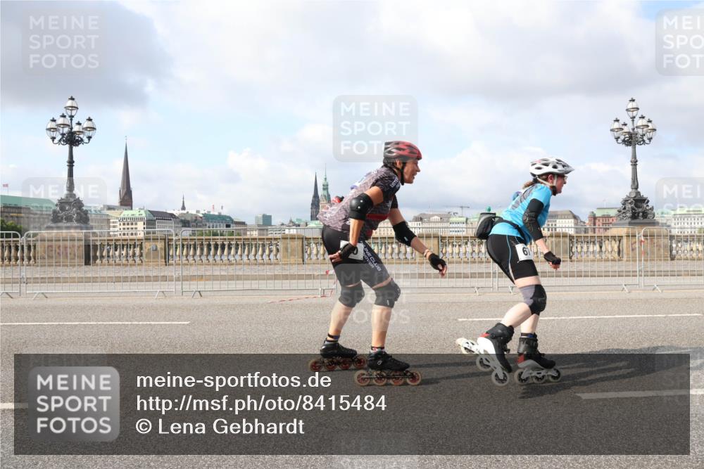 29.06.2025 - hella hamburg halbmarathon Lena Gebhardt http://msf.ph/oto/8415484 29.06.2025 08:56:32 Lombardsbrücke 19 meine-sportfotos.de