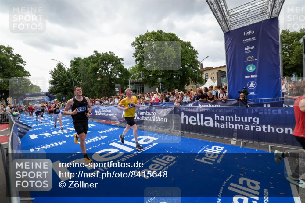 29.06.2025 - hella hamburg halbmarathon Zöllner http://msf.ph/oto/8415648 29.06.2025 10:49:23 Ziel 4183, 4185, 6158, 8112, 9348, 10053, 10189, 11819, 13450, 14526, 15422, 16369 meine-sportfotos.de
