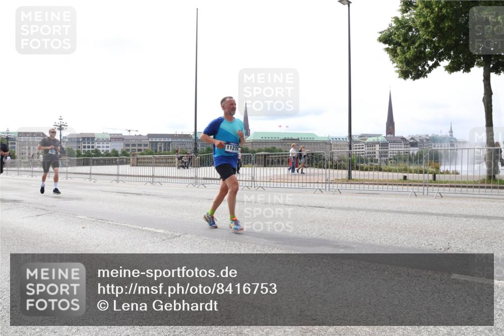 29.06.2025 - hella hamburg halbmarathon Lena Gebhardt http://msf.ph/oto/8416753 29.06.2025 10:26:42 Lombardsbrücke 11270, 1300, 1793, 1973, 2045, 2643, 3617, 4267, 4268, 4315, 4507, 4509, 4844, 6625, 6905, 7069, 7929, 8079, 8306, 8357, 8942, 9186, 11107, 11270, 11740, 12071, 12126, 12826, 12827, 13264, 13462, 14930, 15027, 15807, 15878, 16479, 16788, 17300, 17675, 17712, 18074, 18087, 18516, 18962, 18978 meine-sportfotos.de