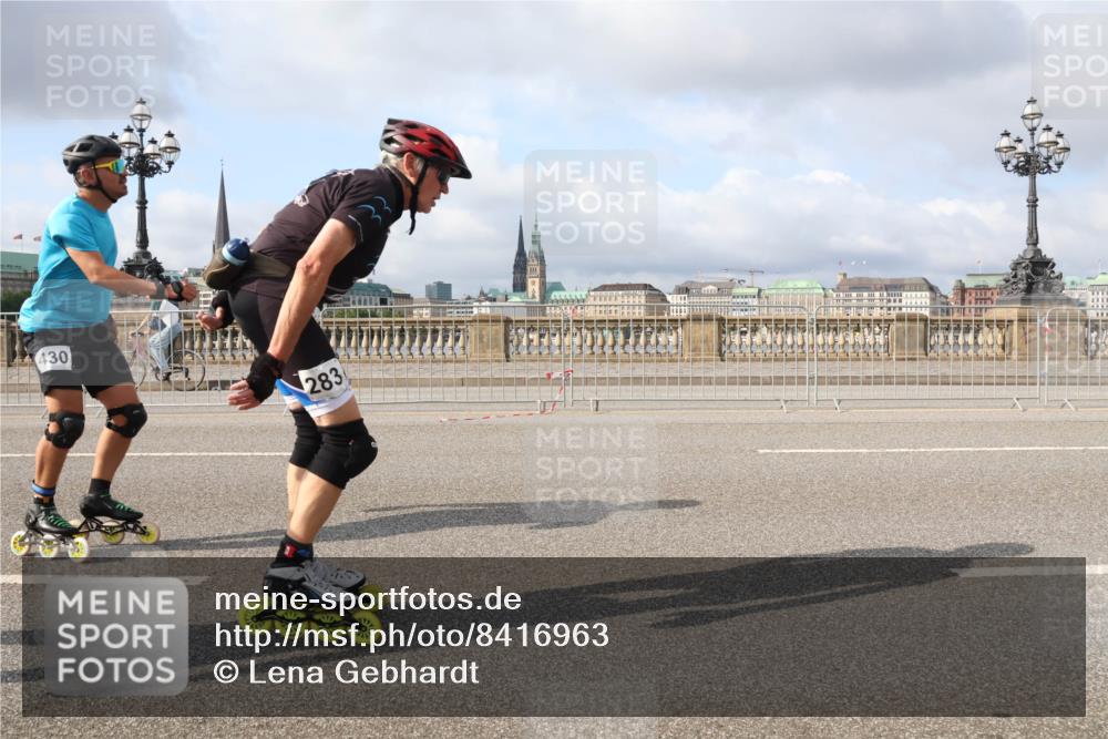 29.06.2025 - hella hamburg halbmarathon Lena Gebhardt http://msf.ph/oto/8416963 29.06.2025 08:56:58 Lombardsbrücke 430, 283 meine-sportfotos.de