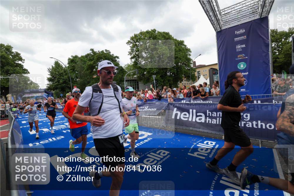 29.06.2025 - hella hamburg halbmarathon Zöllner http://msf.ph/oto/8417036 29.06.2025 10:50:44 Ziel 1399, 2234, 2788, 4346, 6662, 6712, 7134, 7583, 7786, 7952, 9057, 11356, 13701, 13808, 13875, 15519, 16291, 17908, 18229, 18413, 18820 meine-sportfotos.de