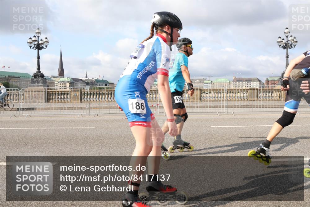 29.06.2025 - hella hamburg halbmarathon Lena Gebhardt http://msf.ph/oto/8417137 29.06.2025 08:56:59 Lombardsbrücke 186, 430, 1800 meine-sportfotos.de