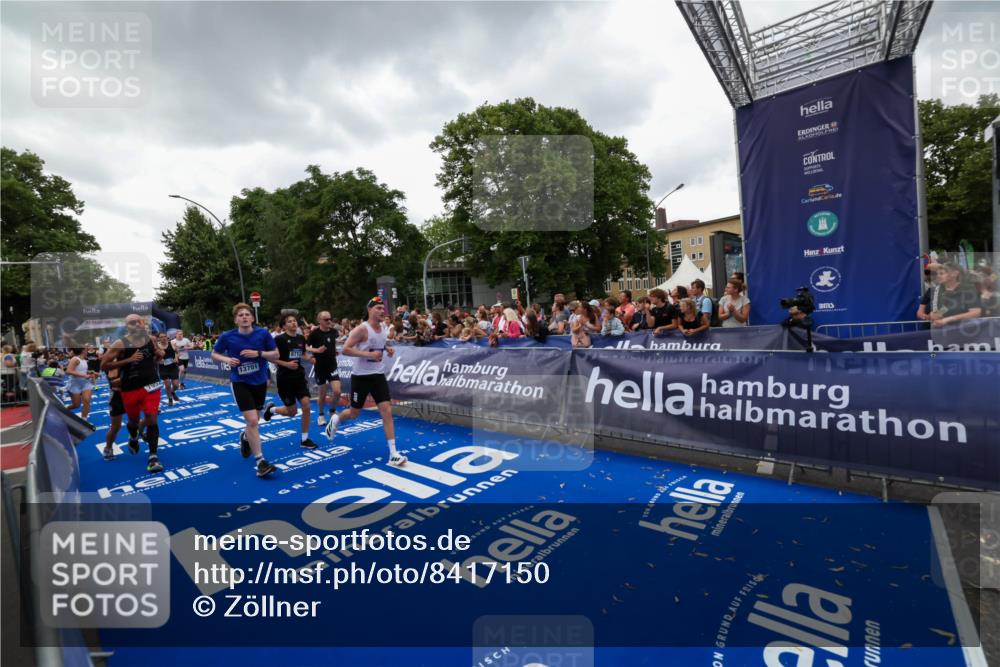 29.06.2025 - hella hamburg halbmarathon Zöllner http://msf.ph/oto/8417150 29.06.2025 10:50:48 Ziel 2234, 2788, 5115, 6712, 7134, 7952, 8657, 11356, 13701, 15426, 15720, 17129, 17908, 18229, 18370, 18820 meine-sportfotos.de