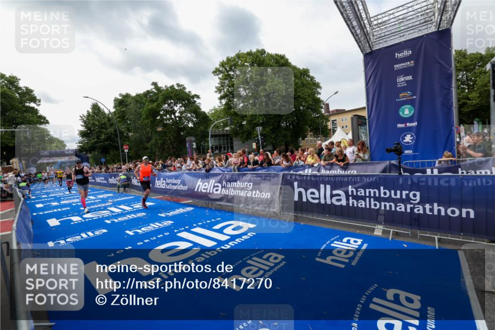 29.06.2025 - hella hamburg halbmarathon Zöllner http://msf.ph/oto/8417270 29.06.2025 10:28:43 Ziel 1953, 3968, 6090, 10222, 15655, 17213 meine-sportfotos.de