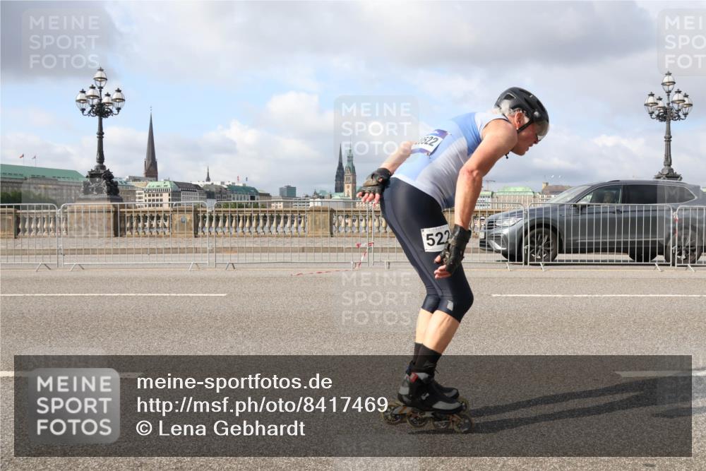 29.06.2025 - hella hamburg halbmarathon Lena Gebhardt http://msf.ph/oto/8417469 29.06.2025 08:57:04 Lombardsbrücke 522 meine-sportfotos.de