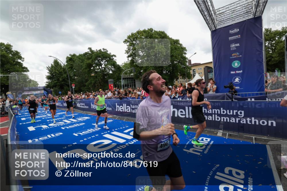 29.06.2025 - hella hamburg halbmarathon Zöllner http://msf.ph/oto/8417619 29.06.2025 10:51:15 Ziel 1366, 1461, 4404, 4816, 4967, 5600, 6027, 8508, 8930, 9476, 10868, 11512, 11625, 11733, 13073, 15480, 17530, 17823 meine-sportfotos.de
