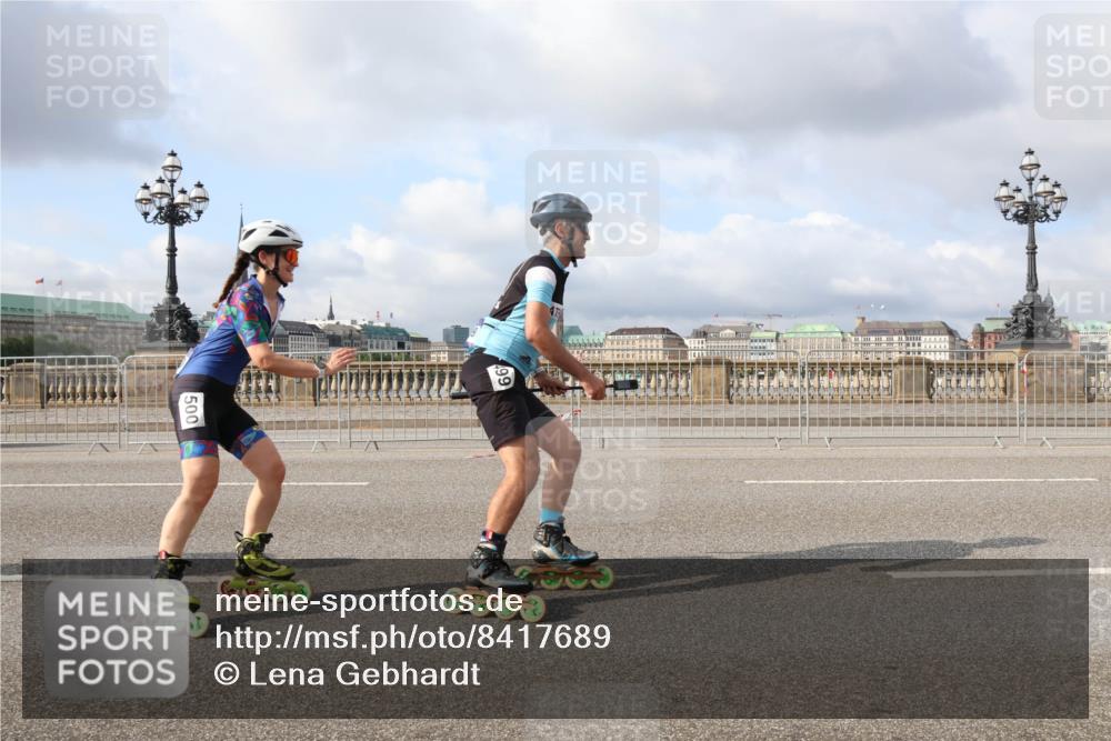 29.06.2025 - hella hamburg halbmarathon Lena Gebhardt http://msf.ph/oto/8417689 29.06.2025 08:57:12 Lombardsbrücke 500 meine-sportfotos.de