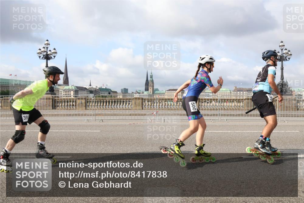 29.06.2025 - hella hamburg halbmarathon Lena Gebhardt http://msf.ph/oto/8417838 29.06.2025 08:57:12 Lombardsbrücke 395, 500, 66 meine-sportfotos.de
