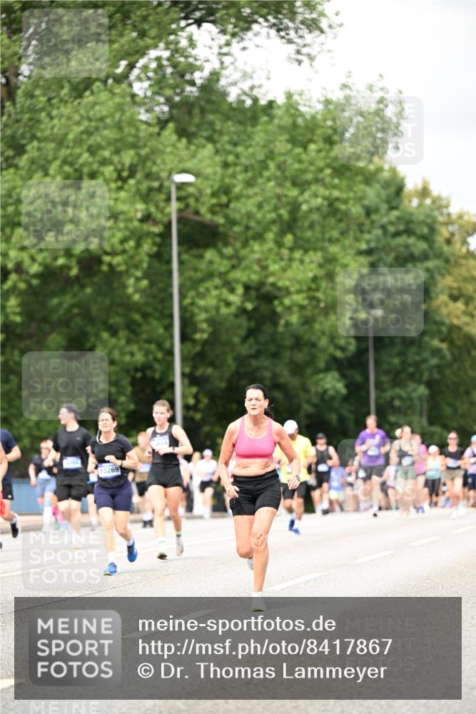 29.06.2025 - hella hamburg halbmarathon Dr. Thomas Lammeyer http://msf.ph/oto/8417867 29.06.2025 10:45:26 Kennedybrücke 1075, 1323, 1731, 4044, 4638, 4906, 5549, 6088, 7293, 7585, 7661, 7829, 8429, 8430, 8878, 9962, 10269, 10407, 10644, 11176 meine-sportfotos.de