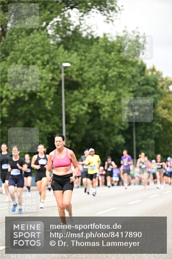 29.06.2025 - hella hamburg halbmarathon Dr. Thomas Lammeyer http://msf.ph/oto/8417890 29.06.2025 10:45:27 Kennedybrücke 1075, 1323, 1731, 4044, 4638, 4906, 5549, 6088, 7293, 7585, 7661, 7829, 8429, 8430, 8878, 9962, 10269, 10407, 10644, 11176 meine-sportfotos.de
