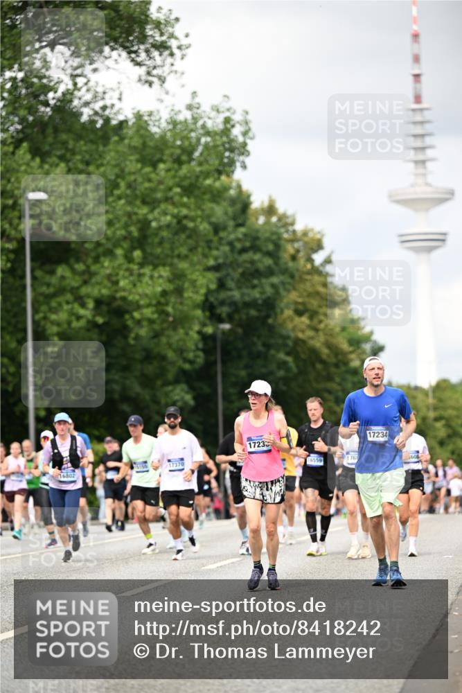 29.06.2025 - hella hamburg halbmarathon Dr. Thomas Lammeyer http://msf.ph/oto/8418242 29.06.2025 10:45:40 Kennedybrücke 1731, 2805, 3344, 4044, 4412, 4638, 4774, 5549, 5688, 5928, 6088, 7293, 7661, 7829, 8769, 8878, 9009, 10269, 10407, 10644, 11166, 11209, 11371 meine-sportfotos.de