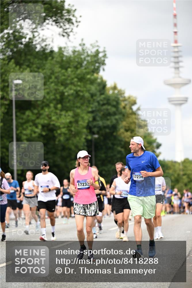 29.06.2025 - hella hamburg halbmarathon Dr. Thomas Lammeyer http://msf.ph/oto/8418288 29.06.2025 10:45:42 Kennedybrücke 1731, 2805, 3344, 4044, 4412, 4638, 4774, 5549, 5688, 5928, 6088, 7293, 7661, 7829, 8769, 9009, 10269, 10407, 10644, 11166, 11209, 11371 meine-sportfotos.de