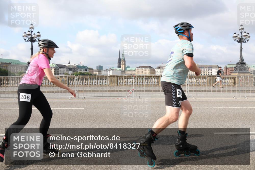29.06.2025 - hella hamburg halbmarathon Lena Gebhardt http://msf.ph/oto/8418327 29.06.2025 08:57:27 Lombardsbrücke 206, 20 meine-sportfotos.de