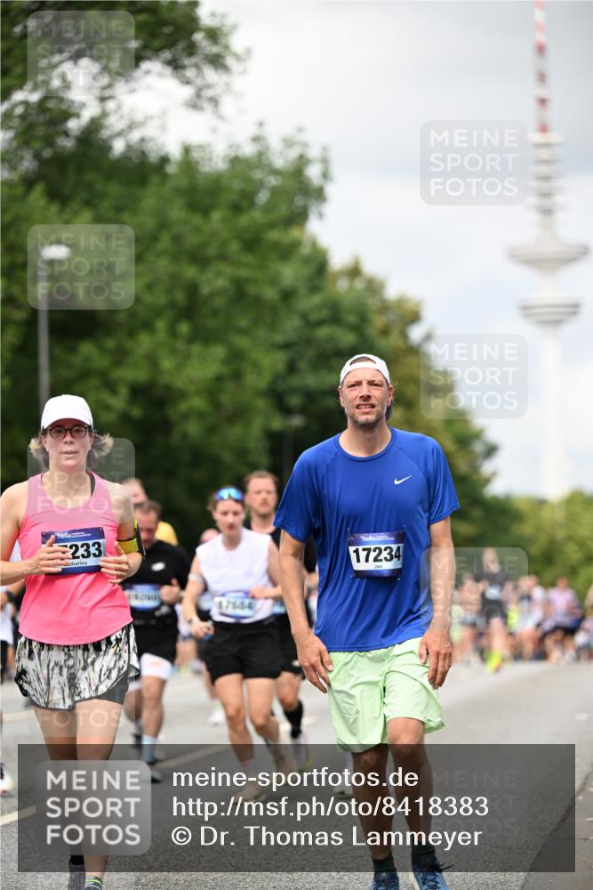 29.06.2025 - hella hamburg halbmarathon Dr. Thomas Lammeyer http://msf.ph/oto/8418383 29.06.2025 10:45:45 Kennedybrücke 1731, 2229, 2805, 3344, 3694, 4412, 4638, 4774, 5549, 5688, 5928, 6088, 7661, 7821, 8293, 8769, 9009, 9370, 10407, 10644, 11166, 11209, 11371 meine-sportfotos.de