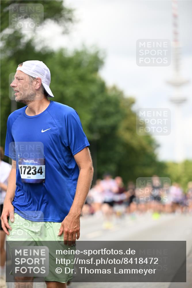 29.06.2025 - hella hamburg halbmarathon Dr. Thomas Lammeyer http://msf.ph/oto/8418472 29.06.2025 10:45:47 Kennedybrücke 1314, 1731, 2229, 2805, 3344, 3694, 4412, 4638, 4774, 5086, 5549, 5688, 5928, 6088, 7661, 7821, 8293, 8769, 9009, 9370, 10027, 10407, 11166, 11209, 11371 meine-sportfotos.de
