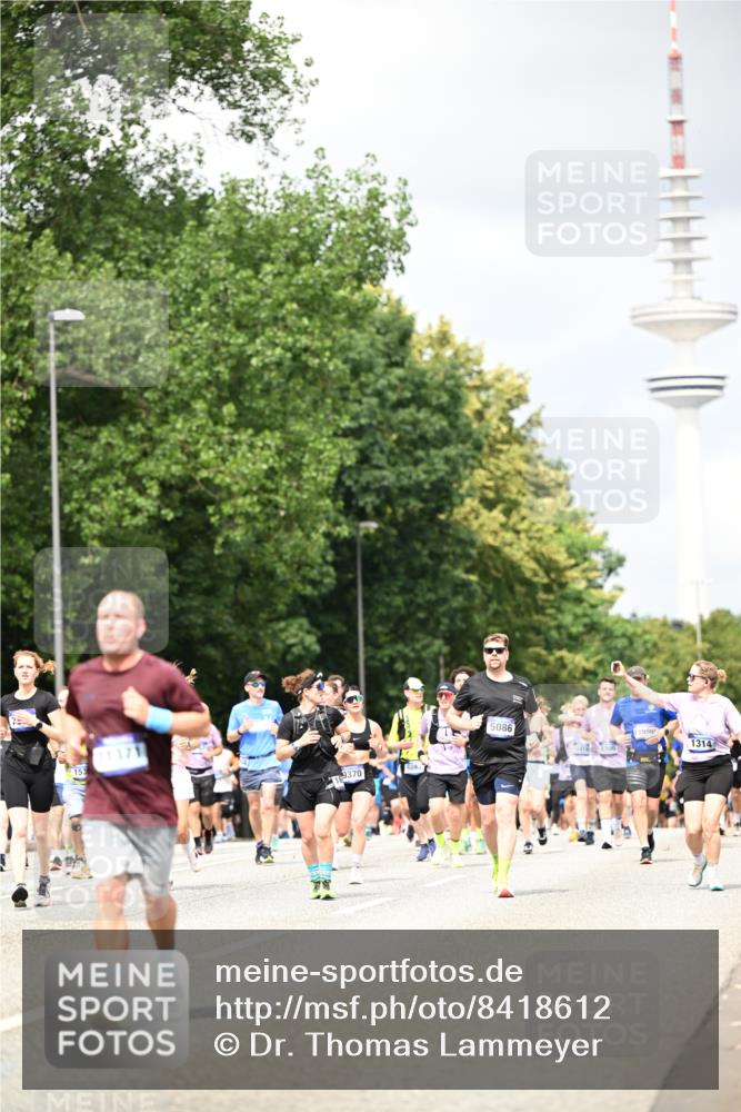 29.06.2025 - hella hamburg halbmarathon Dr. Thomas Lammeyer http://msf.ph/oto/8418612 29.06.2025 10:45:55 Kennedybrücke 1314, 1317, 1536, 2229, 2805, 3344, 3532, 3533, 3694, 4412, 4774, 5086, 5688, 5928, 6846, 6894, 7661, 7821, 8293, 8300, 8301, 8443, 8586, 8769, 9009, 9370, 10027, 10483, 11024, 11097, 11166, 11209, 11371, 11437, 11438 meine-sportfotos.de