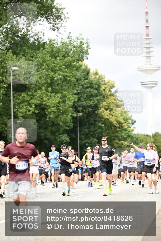 29.06.2025 - hella hamburg halbmarathon Dr. Thomas Lammeyer http://msf.ph/oto/8418626 29.06.2025 10:45:55 Kennedybrücke 1314, 1317, 1536, 2229, 2805, 3344, 3532, 3533, 3694, 4412, 4774, 5086, 5688, 5928, 6846, 6894, 7661, 7821, 8293, 8300, 8301, 8443, 8586, 8769, 9009, 9370, 10027, 10483, 11024, 11097, 11166, 11209, 11371, 11437, 11438 meine-sportfotos.de