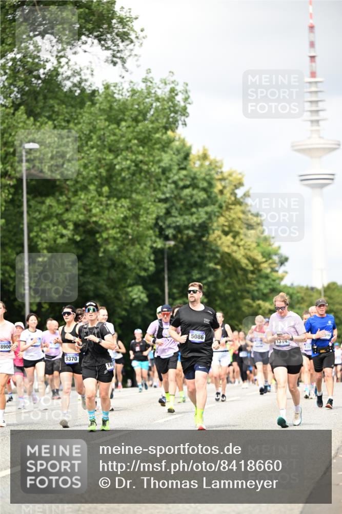 29.06.2025 - hella hamburg halbmarathon Dr. Thomas Lammeyer http://msf.ph/oto/8418660 29.06.2025 10:45:57 Kennedybrücke 1314, 1317, 1536, 2229, 2805, 3344, 3532, 3533, 3694, 4412, 4774, 5086, 5688, 5928, 6719, 6793, 6846, 6894, 7821, 8293, 8300, 8301, 8443, 8586, 8769, 9009, 9370, 10027, 10483, 11024, 11097, 11166, 11207, 11209, 11371, 11437, 11438 meine-sportfotos.de