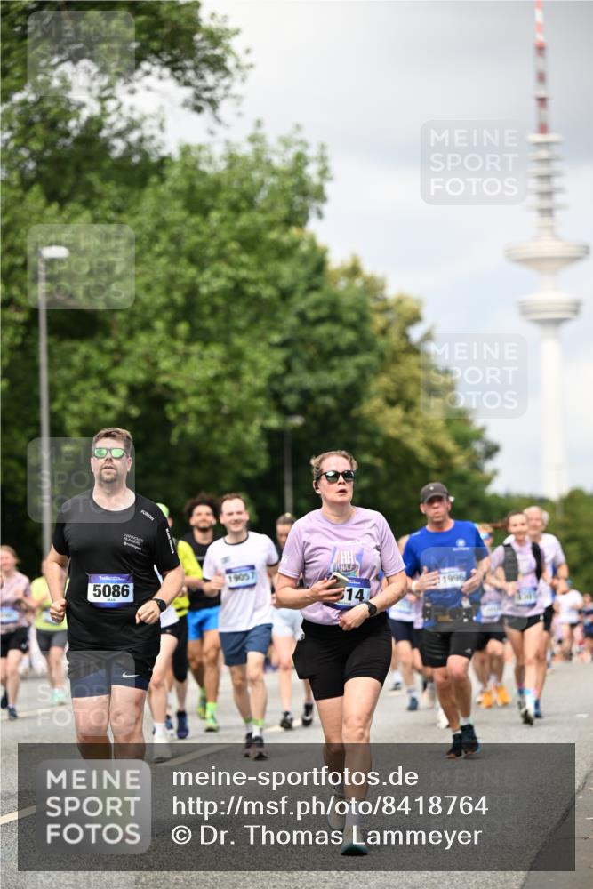 29.06.2025 - hella hamburg halbmarathon Dr. Thomas Lammeyer http://msf.ph/oto/8418764 29.06.2025 10:46:01 Kennedybrücke 1314, 1317, 1536, 2229, 2762, 2763, 2805, 3532, 3533, 3694, 4774, 5086, 5688, 5928, 6066, 6719, 6793, 6846, 6894, 7821, 8293, 8300, 8301, 8443, 8586, 9009, 9370, 10027, 10483, 11024, 11097, 11166, 11207, 11209, 11255, 11371, 11437, 11438 meine-sportfotos.de