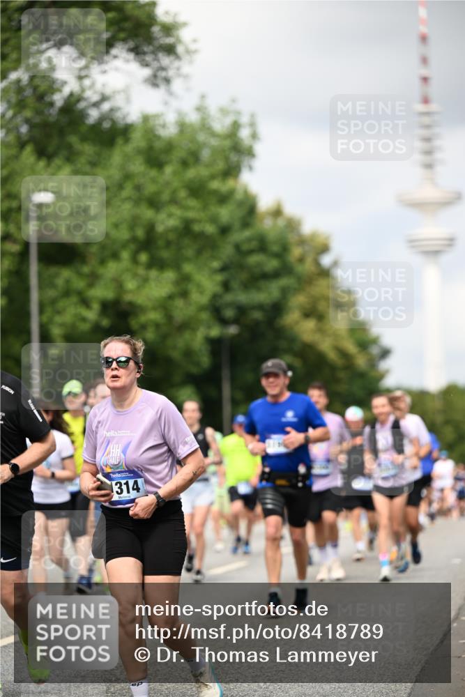 29.06.2025 - hella hamburg halbmarathon Dr. Thomas Lammeyer http://msf.ph/oto/8418789 29.06.2025 10:46:02 Kennedybrücke 1314, 1317, 1536, 2229, 2762, 2763, 2805, 3532, 3533, 3694, 4774, 5086, 5688, 5928, 5942, 6066, 6719, 6726, 6793, 6846, 6894, 7821, 8293, 8300, 8301, 8443, 8586, 9009, 9370, 10027, 10483, 11024, 11097, 11207, 11209, 11255, 11371, 11437, 11438 meine-sportfotos.de
