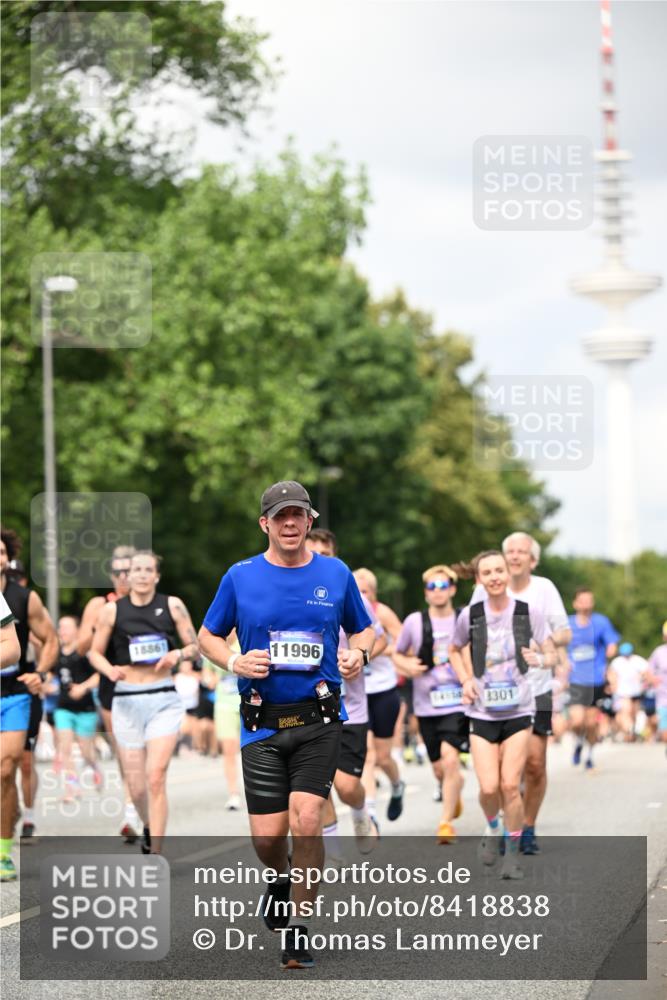 29.06.2025 - hella hamburg halbmarathon Dr. Thomas Lammeyer http://msf.ph/oto/8418838 29.06.2025 10:46:04 Kennedybrücke 1314, 1317, 1536, 2229, 2762, 2763, 3532, 3533, 3694, 4774, 5086, 5688, 5942, 6066, 6719, 6726, 6793, 6846, 6894, 7821, 8293, 8300, 8301, 8443, 8586, 9009, 9370, 10027, 10181, 10483, 11024, 11097, 11207, 11255, 11371, 11437, 11438 meine-sportfotos.de