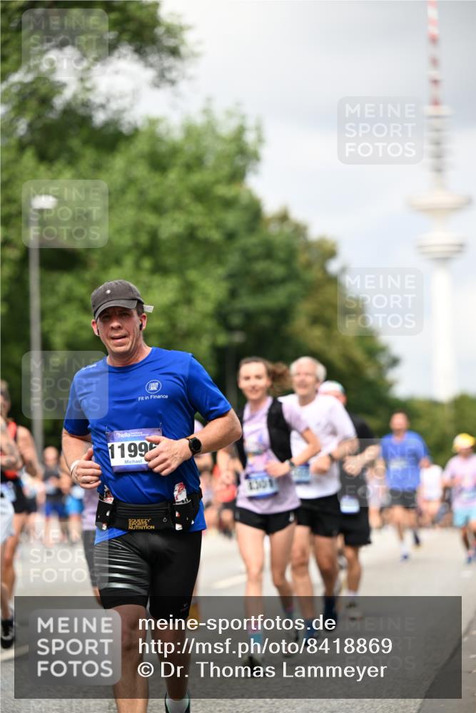 29.06.2025 - hella hamburg halbmarathon Dr. Thomas Lammeyer http://msf.ph/oto/8418869 29.06.2025 10:46:06 Kennedybrücke 1314, 1317, 1536, 2229, 2762, 2763, 3532, 3533, 3694, 4774, 5086, 5688, 5942, 6066, 6719, 6726, 6793, 6846, 6894, 7821, 8293, 8300, 8301, 8443, 8586, 9009, 9370, 9588, 10027, 10181, 10483, 11011, 11017, 11024, 11097, 11207, 11255, 11371, 11437, 11438 meine-sportfotos.de