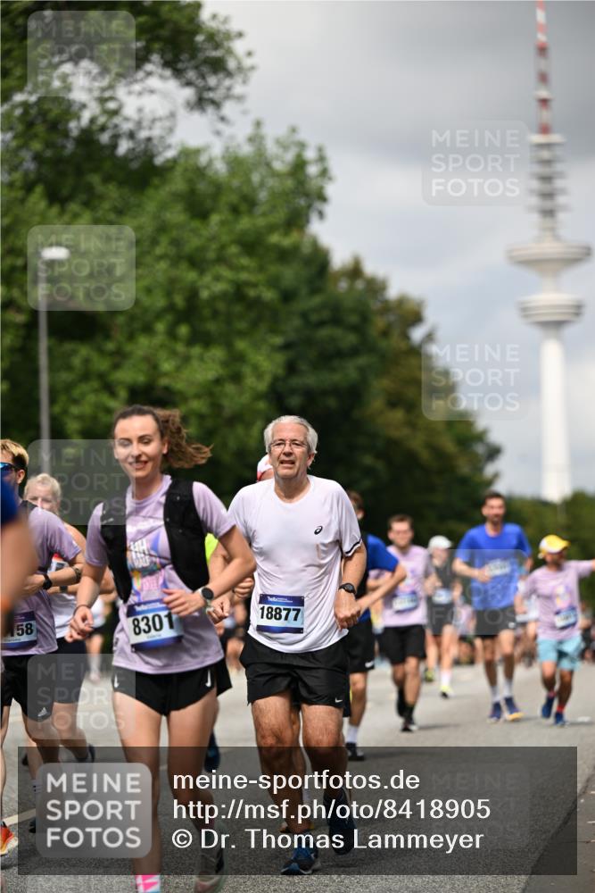 29.06.2025 - hella hamburg halbmarathon Dr. Thomas Lammeyer http://msf.ph/oto/8418905 29.06.2025 10:46:08 Kennedybrücke 1314, 1317, 1536, 2229, 2762, 2763, 3532, 3533, 3694, 4774, 5086, 5942, 6066, 6137, 6719, 6726, 6793, 6846, 6894, 7821, 8293, 8300, 8301, 8443, 8586, 9009, 9370, 9588, 10027, 10181, 10483, 11011, 11017, 11024, 11097, 11207, 11255, 11371, 11437, 11438 meine-sportfotos.de