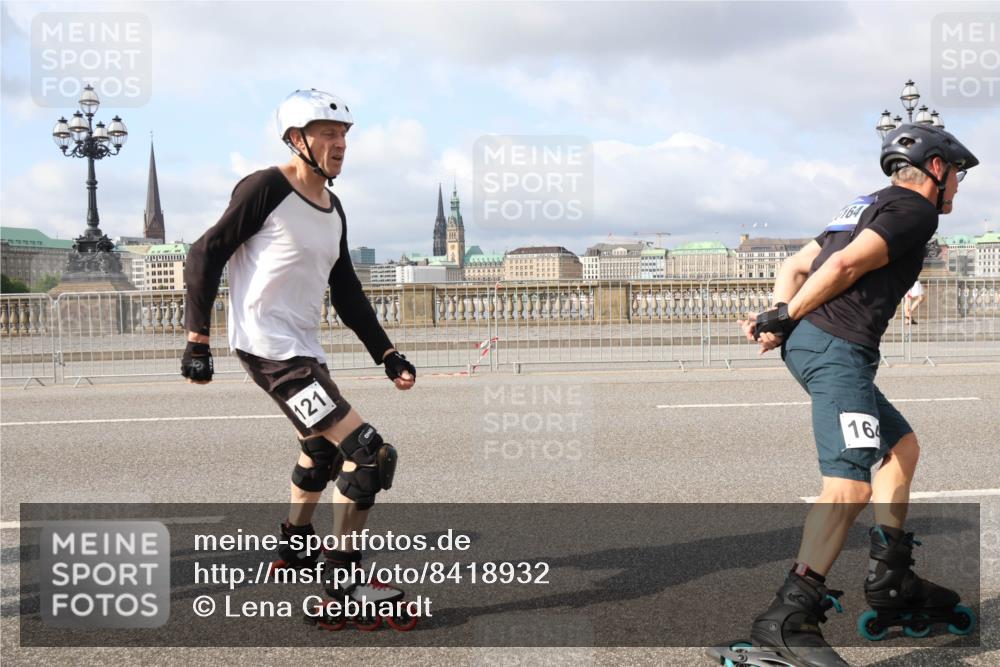 29.06.2025 - hella hamburg halbmarathon Lena Gebhardt http://msf.ph/oto/8418932 29.06.2025 08:57:29 Lombardsbrücke 121, 164 meine-sportfotos.de