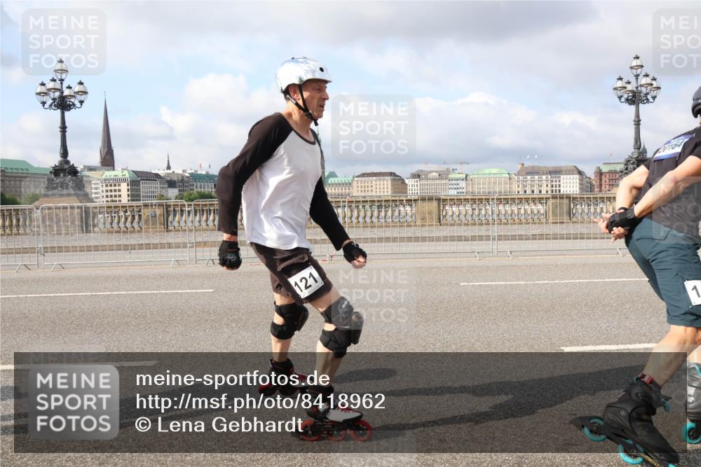 29.06.2025 - hella hamburg halbmarathon Lena Gebhardt http://msf.ph/oto/8418962 29.06.2025 08:57:29 Lombardsbrücke 121, 1, 0164 meine-sportfotos.de