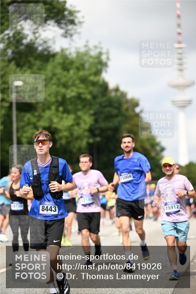 29.06.2025 - hella hamburg halbmarathon Dr. Thomas Lammeyer http://msf.ph/oto/8419026 29.06.2025 10:46:12 Kennedybrücke 1314, 1317, 1536, 1648, 2229, 2762, 2763, 3459, 3532, 3533, 3694, 5086, 5942, 6066, 6137, 6450, 6719, 6726, 6793, 6846, 6894, 7821, 7968, 8004, 8162, 8163, 8293, 8300, 8301, 8443, 8586, 9370, 9588, 10027, 10181, 10483, 10872, 11011, 11017, 11024, 11097, 11098, 11207, 11255, 11437, 11438 meine-sportfotos.de