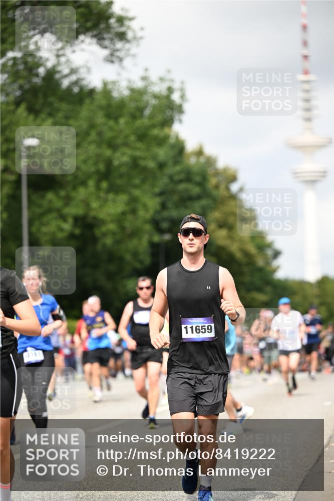 29.06.2025 - hella hamburg halbmarathon Dr. Thomas Lammeyer http://msf.ph/oto/8419222 29.06.2025 10:46:17 Kennedybrücke 1317, 1536, 1648, 2762, 2763, 3459, 3532, 3533, 4329, 4885, 5086, 5432, 5942, 6066, 6137, 6153, 6450, 6719, 6726, 6793, 6846, 6894, 7968, 8004, 8162, 8163, 8300, 8301, 8443, 8586, 9588, 10181, 10483, 10872, 11011, 11017, 11024, 11097, 11098, 11207, 11255, 11437, 11438 meine-sportfotos.de