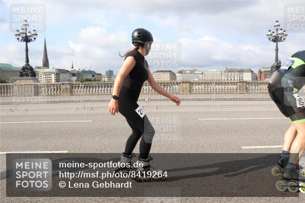 29.06.2025 - hella hamburg halbmarathon Lena Gebhardt http://msf.ph/oto/8419264 29.06.2025 08:57:29 Lombardsbrücke 0160, 160 meine-sportfotos.de