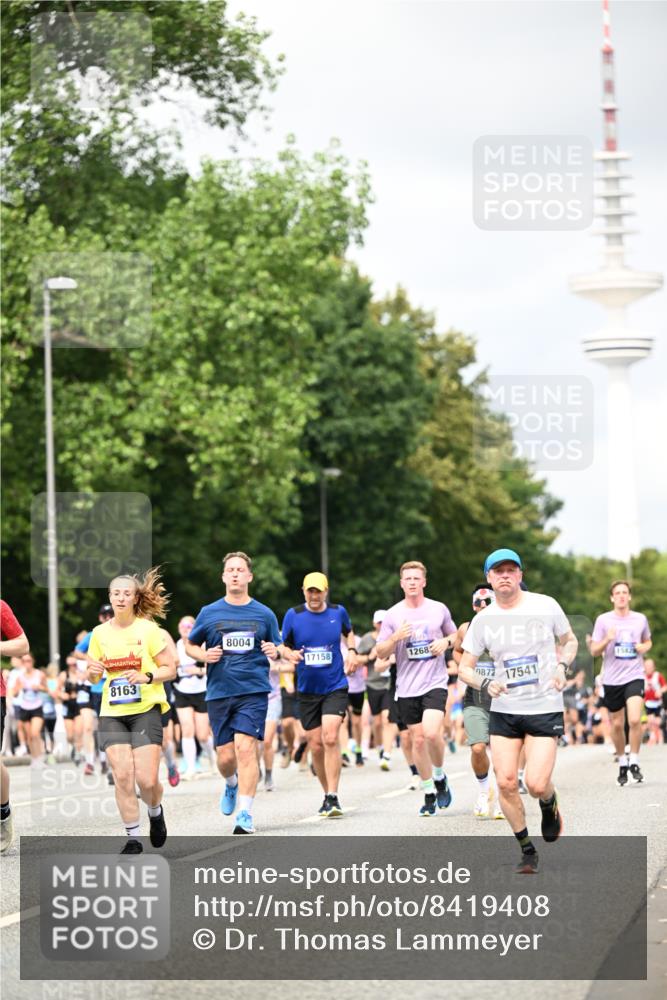 29.06.2025 - hella hamburg halbmarathon Dr. Thomas Lammeyer http://msf.ph/oto/8419408 29.06.2025 10:46:23 Kennedybrücke 1039, 1317, 1648, 1712, 2762, 2763, 2974, 3326, 3459, 3532, 3568, 4329, 4541, 4885, 5432, 5671, 5942, 6066, 6137, 6153, 6320, 6450, 6719, 6726, 6793, 7968, 8004, 8162, 8163, 8443, 8586, 8712, 9588, 10181, 10483, 10872, 11011, 11017, 11097, 11098, 11207, 11255 meine-sportfotos.de
