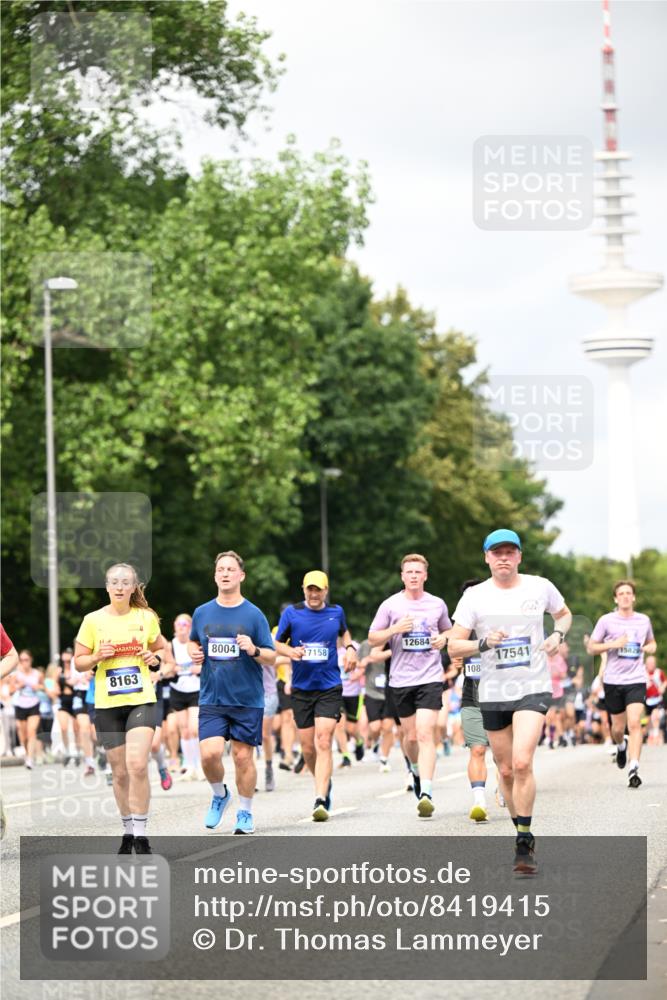 29.06.2025 - hella hamburg halbmarathon Dr. Thomas Lammeyer http://msf.ph/oto/8419415 29.06.2025 10:46:23 Kennedybrücke 1039, 1317, 1648, 1712, 2762, 2763, 2974, 3326, 3459, 3532, 3568, 4329, 4541, 4885, 5432, 5671, 5942, 6066, 6137, 6153, 6320, 6450, 6719, 6726, 6793, 7968, 8004, 8162, 8163, 8443, 8586, 8712, 9588, 10181, 10483, 10872, 11011, 11017, 11097, 11098, 11207, 11255 meine-sportfotos.de