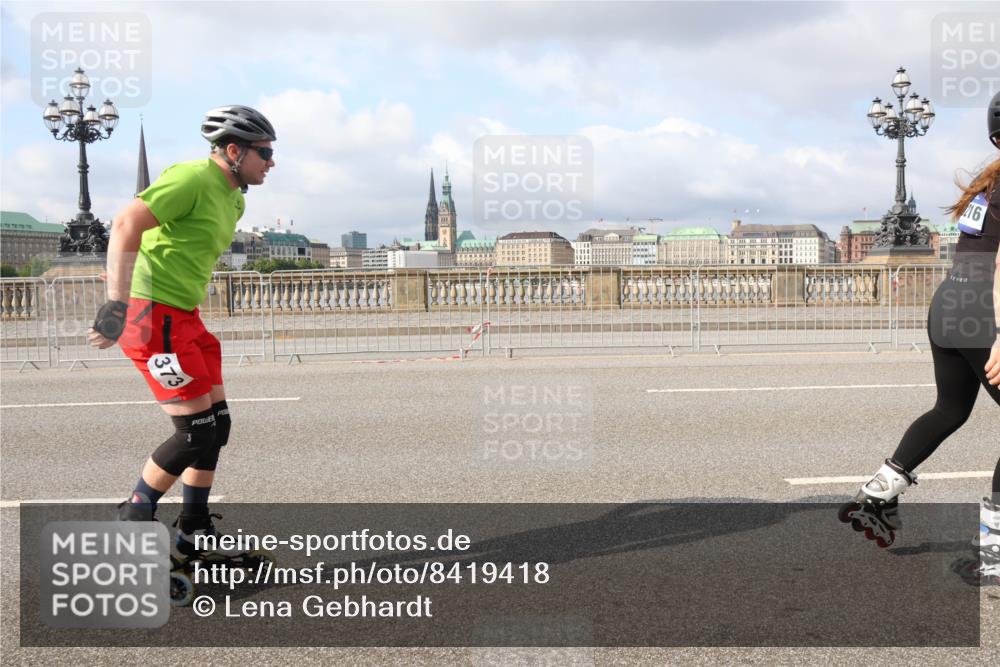 29.06.2025 - hella hamburg halbmarathon Lena Gebhardt http://msf.ph/oto/8419418 29.06.2025 08:57:30 Lombardsbrücke 373 meine-sportfotos.de